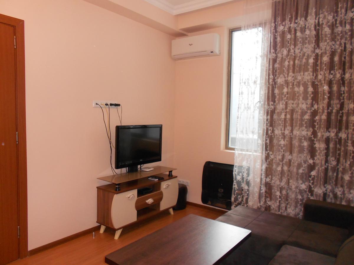 Ucha'S Apartment バトゥーミ エクステリア 写真