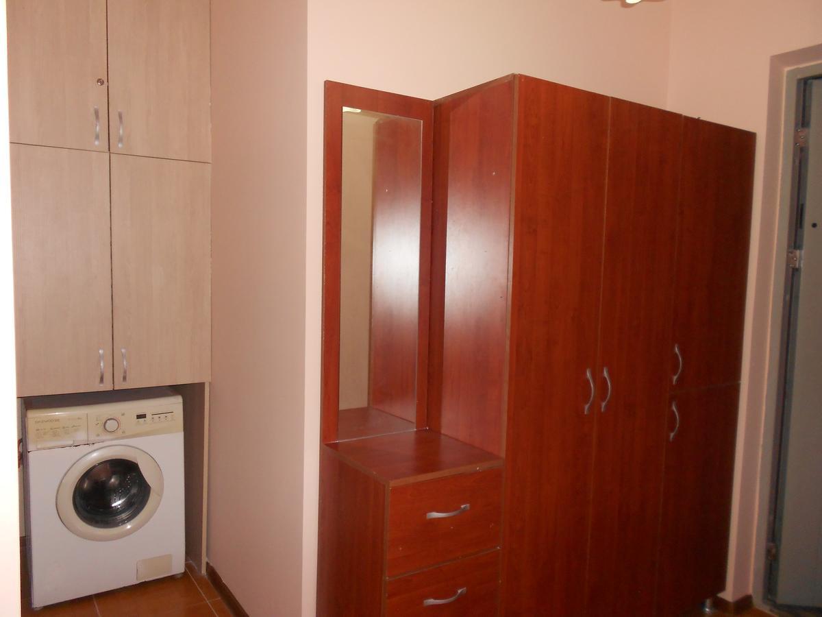 Ucha'S Apartment バトゥーミ エクステリア 写真