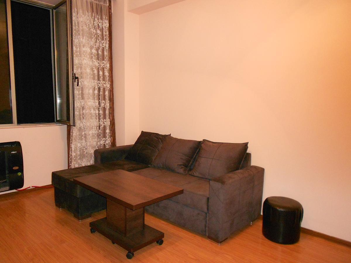 Ucha'S Apartment バトゥーミ エクステリア 写真